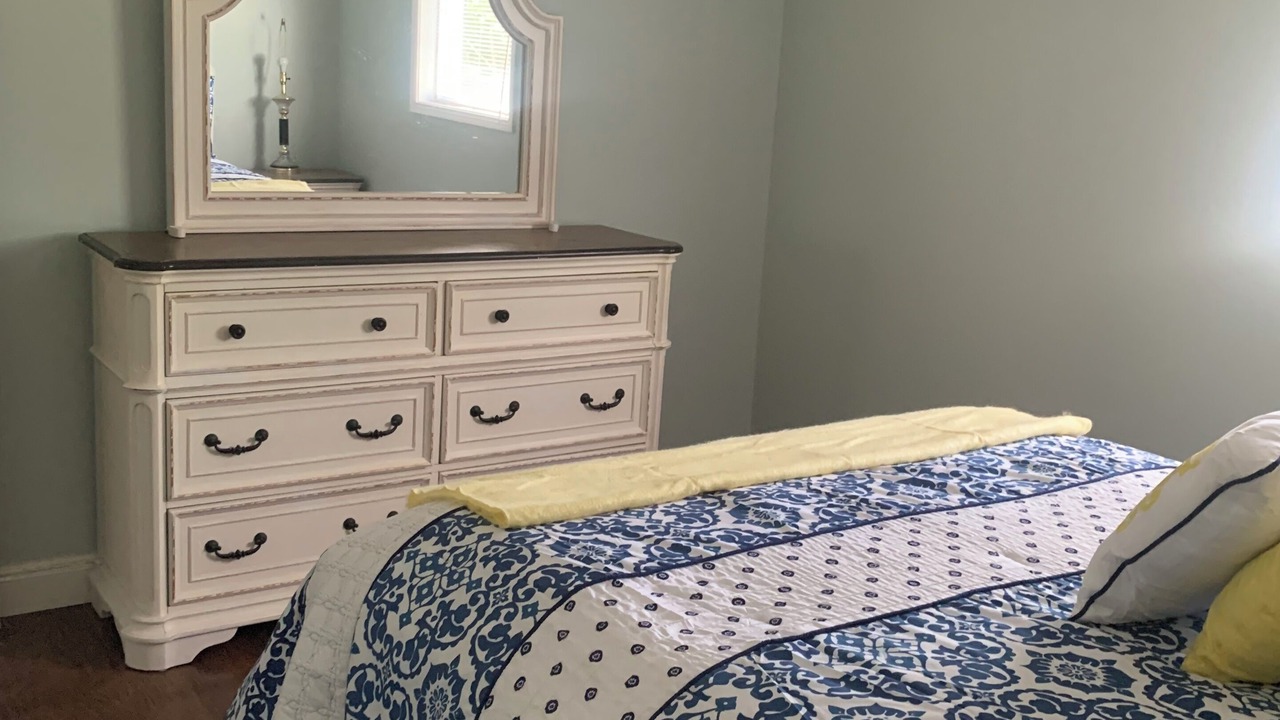 Photo of Bedroom in Daleville
