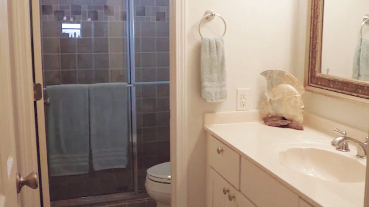Photo of Bathroom in Ocean Springs