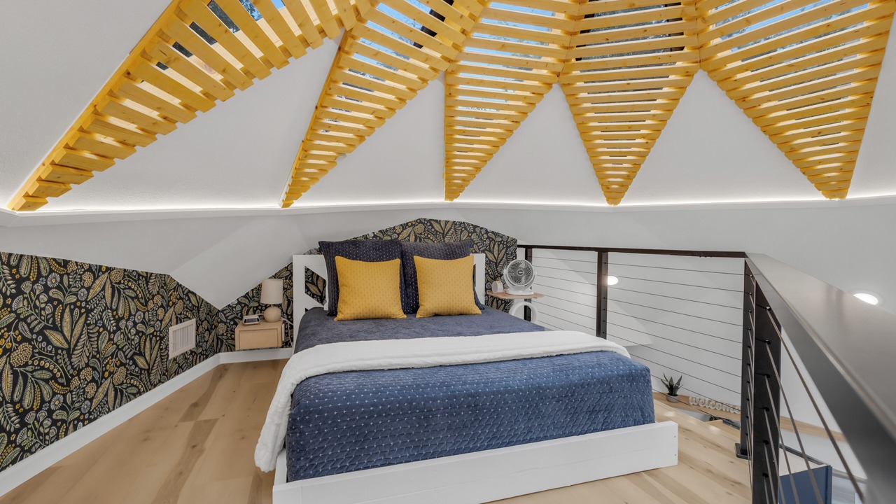 Photo of Bedroom in Mineola