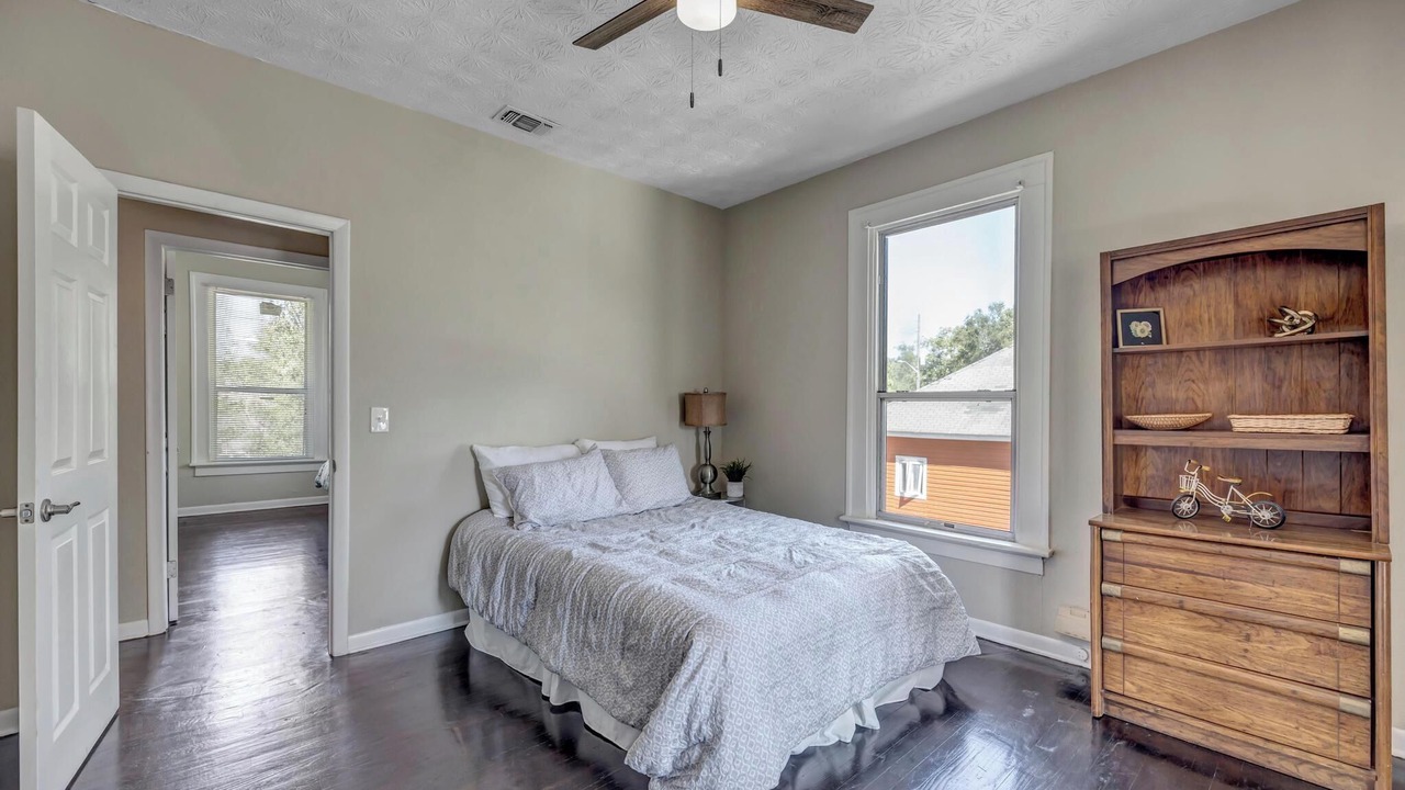 Photo of Bedroom in Urban Core