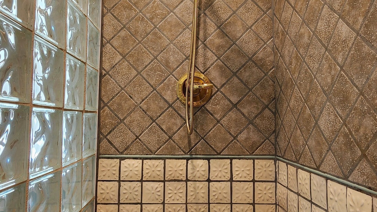 Photo of Bathroom in Sailboat Bend