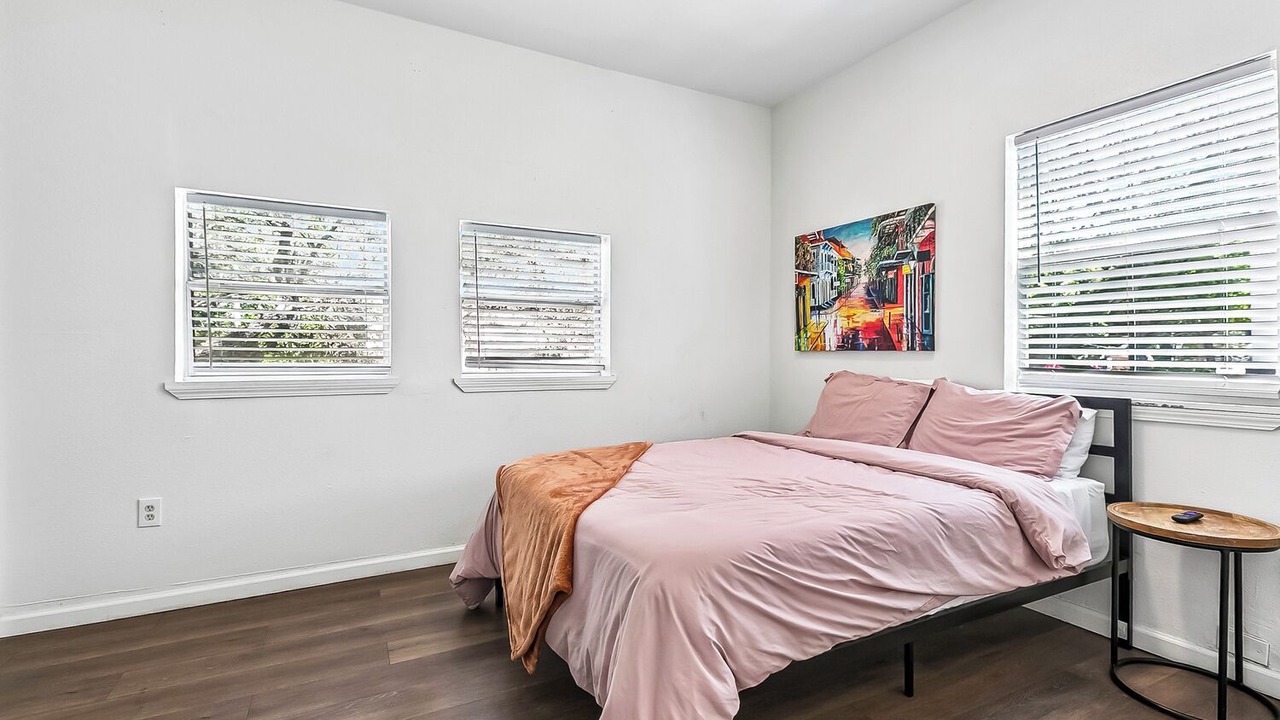 Photo of Bedroom in Tulane - Gravier