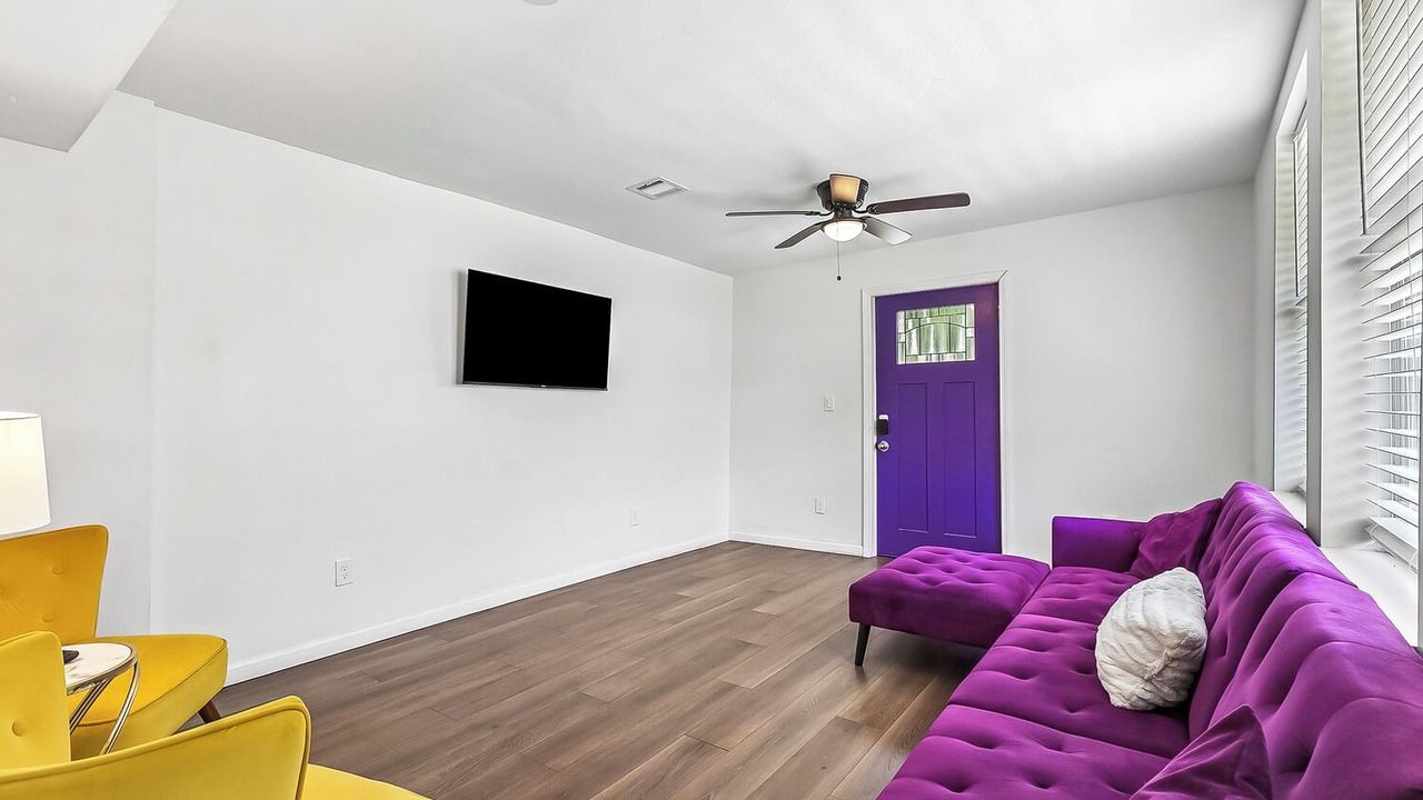 Photo of Livingroom in Tulane - Gravier