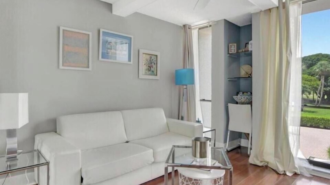 Photo of Livingroom in Boca Raton