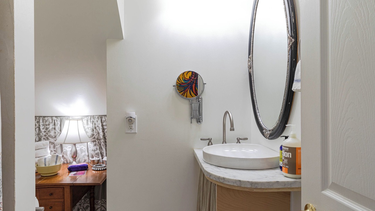 Photo of Bathroom in Mid-City