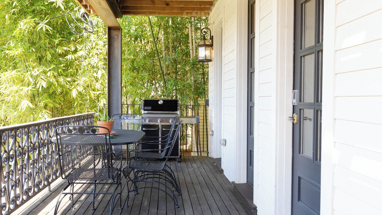Photo of Outdoor in Mid-City