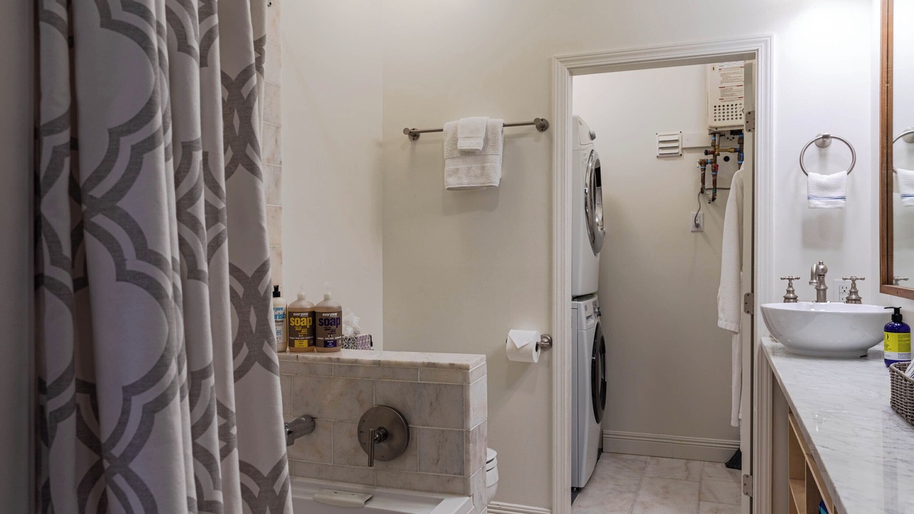 Photo of Bathroom in Mid-City