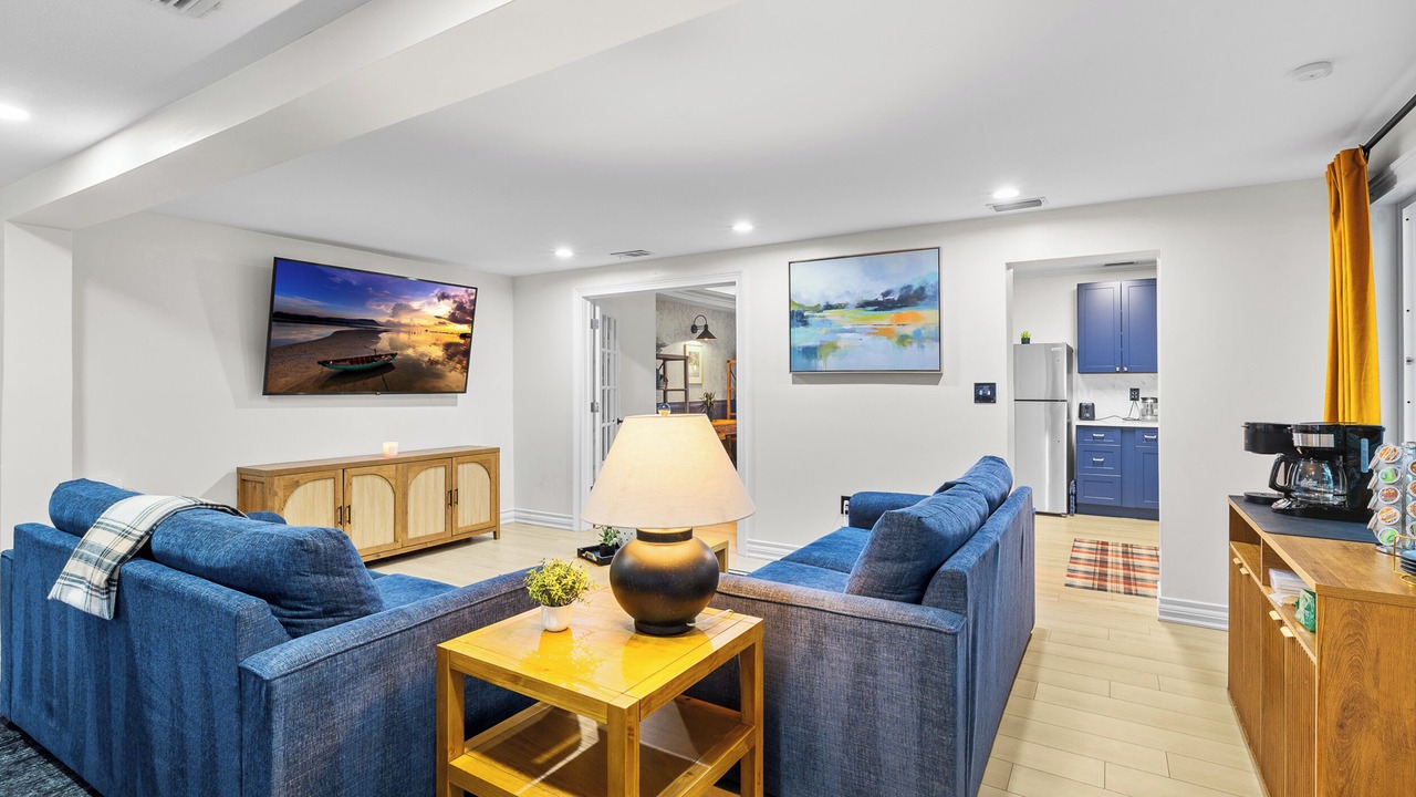 Photo of Livingroom in Ballast Point