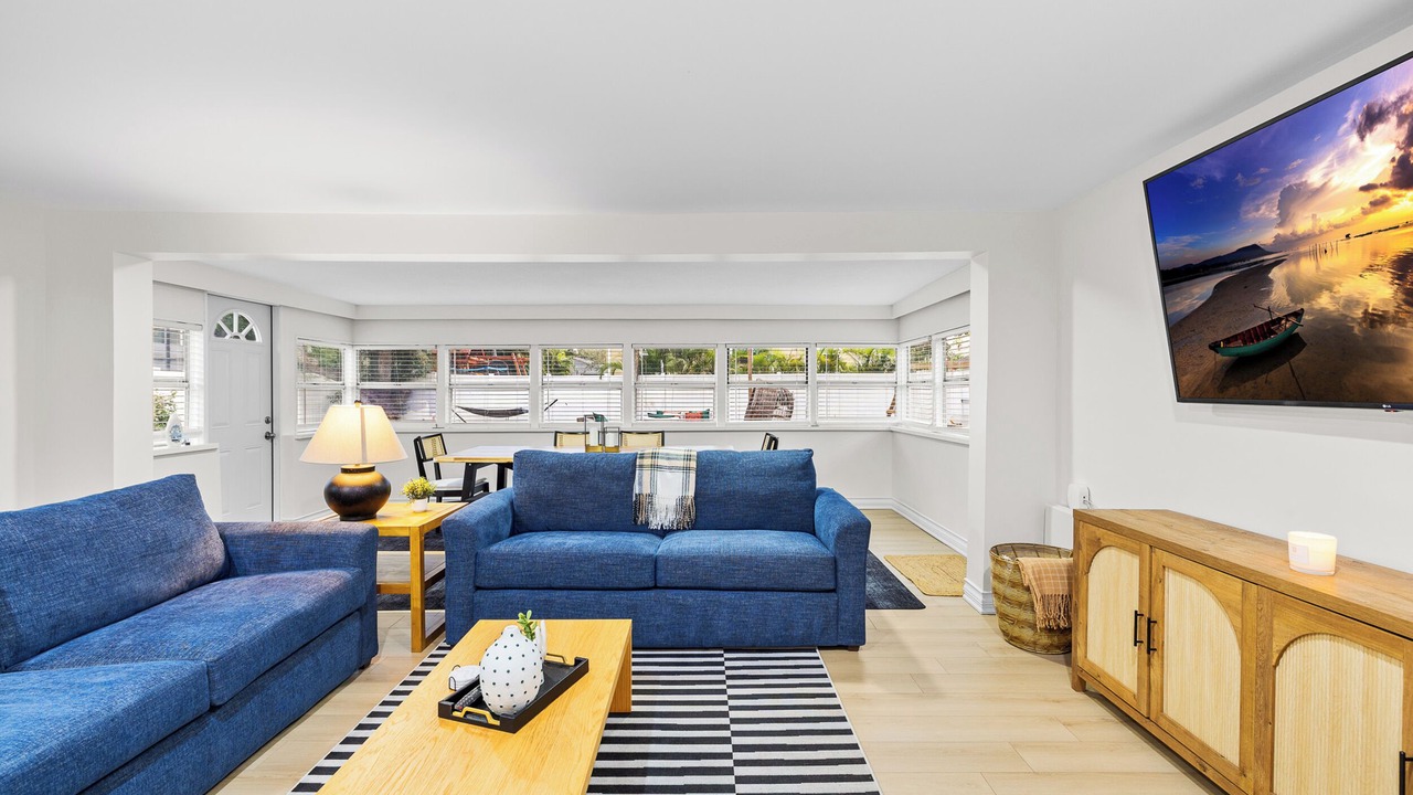 Photo of Livingroom in Ballast Point