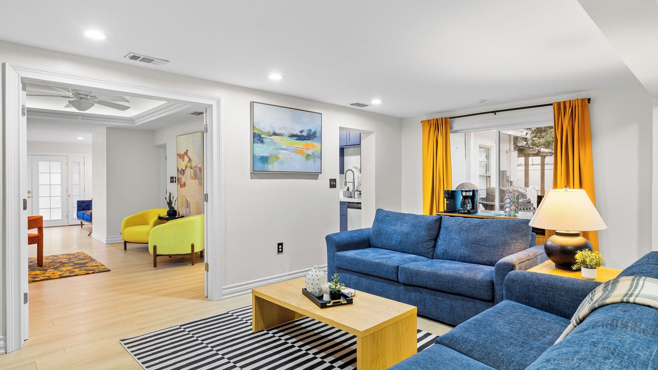 Photo of Livingroom in Ballast Point