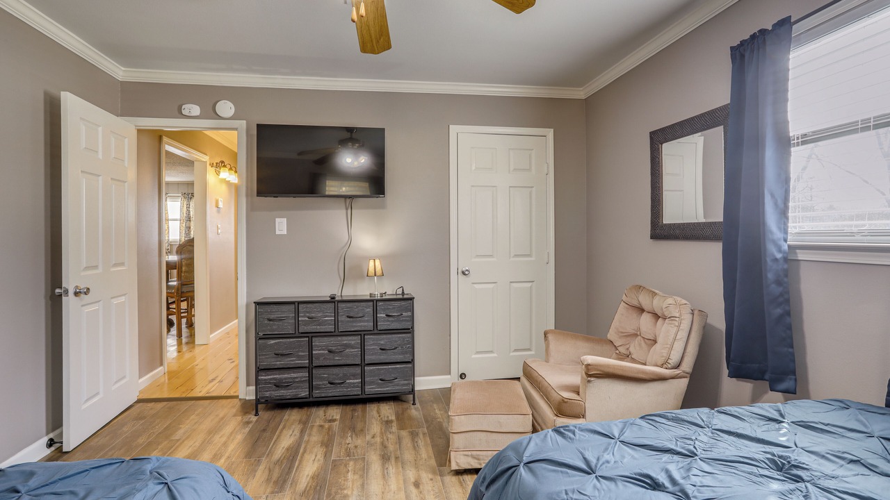 Photo of Bedroom in Wickliffe
