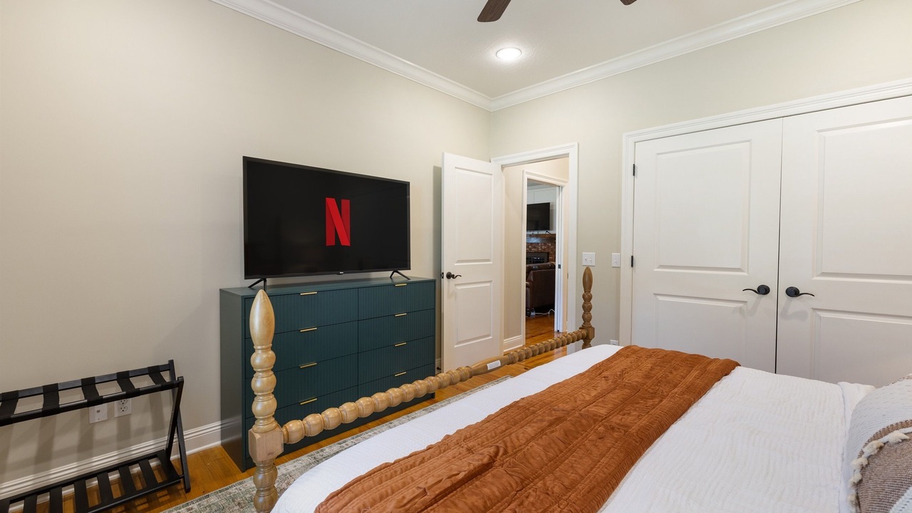 Photo of Bedroom in Laurel
