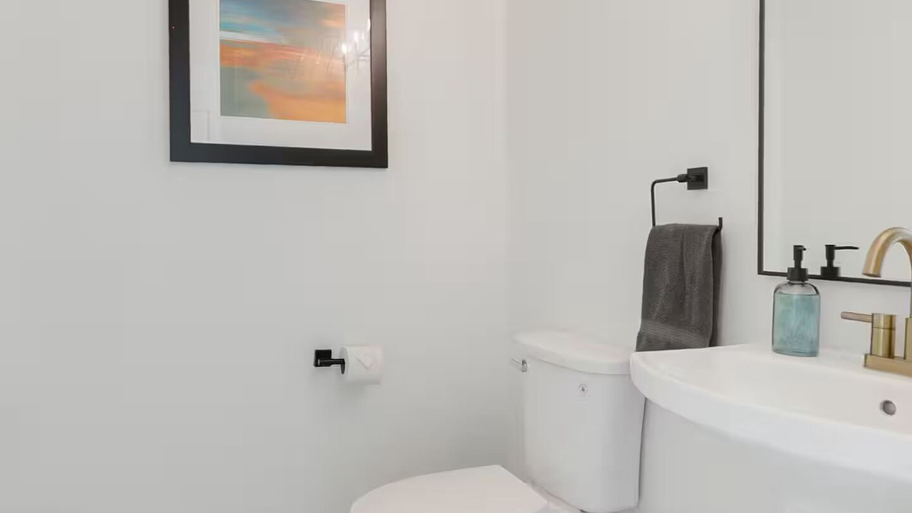 Photo of Bathroom in Beauregard Town Historic District