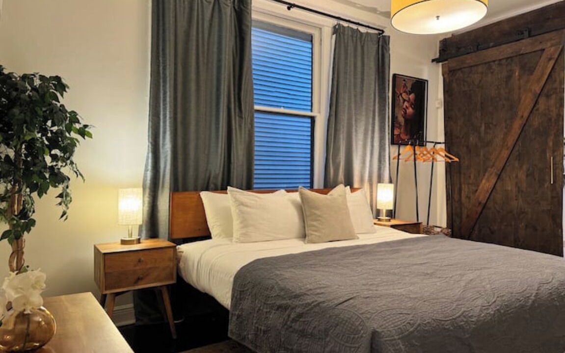 Photo of Bedroom in Mid-City