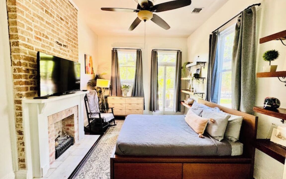 Photo of Bedroom in Mid-City