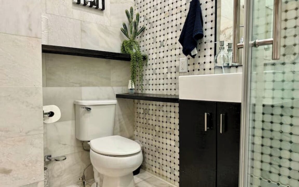 Photo of Bathroom in Mid-City