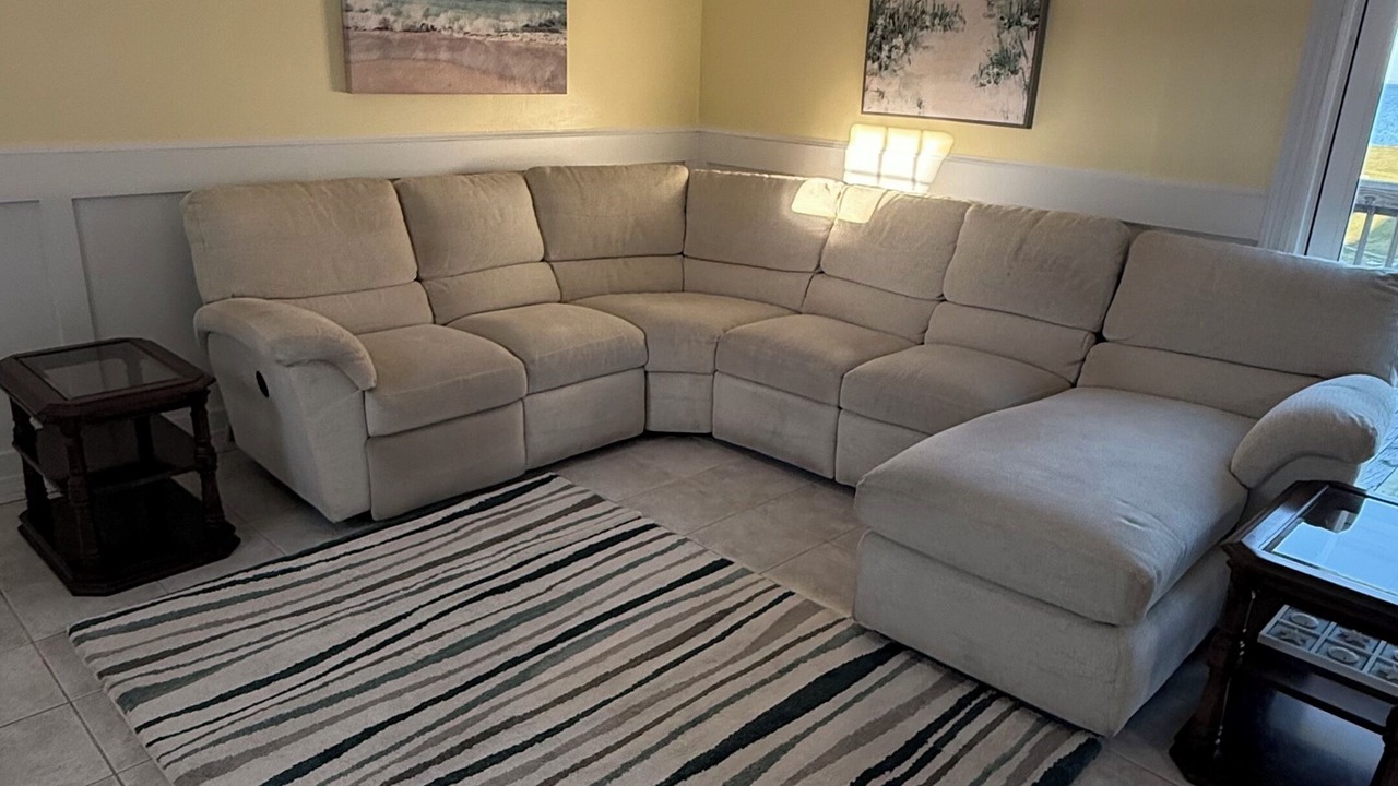 Photo of Livingroom in Theodore