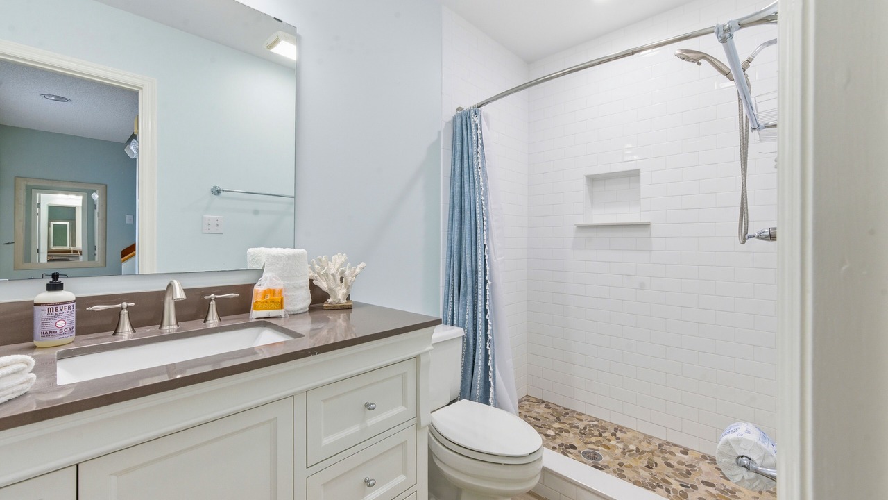 Photo of Bathroom in East End