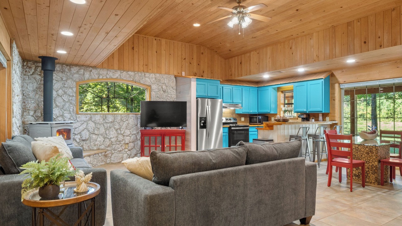 Photo of Livingroom in Belmont