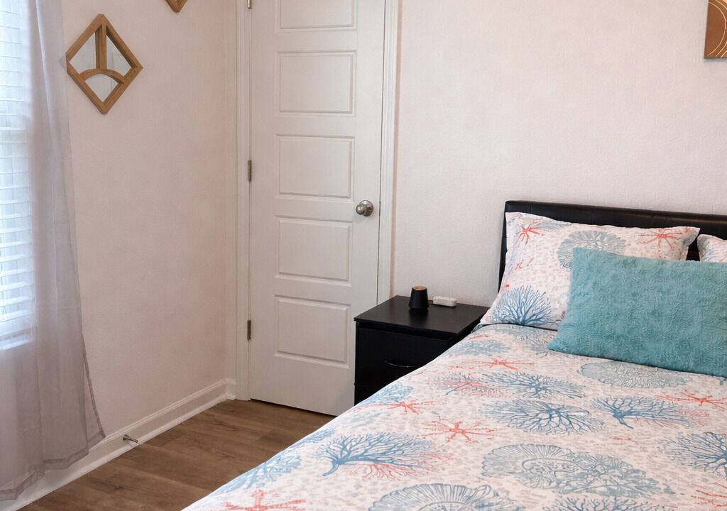 Photo of Bedroom in Mississippi City