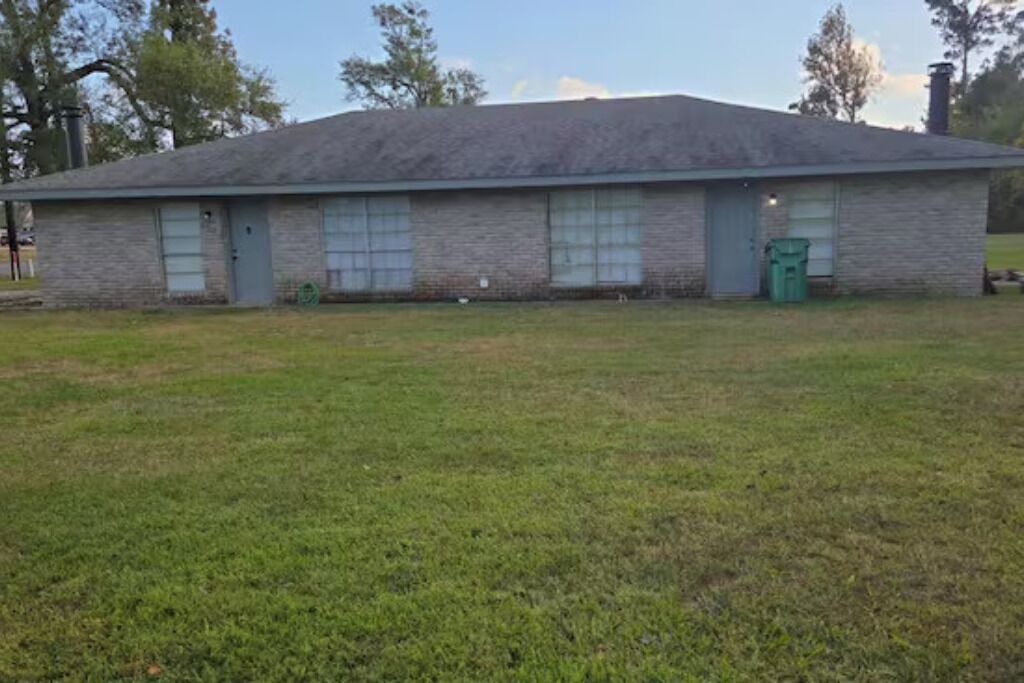 Photo of Outdoor in Moss Bluff
