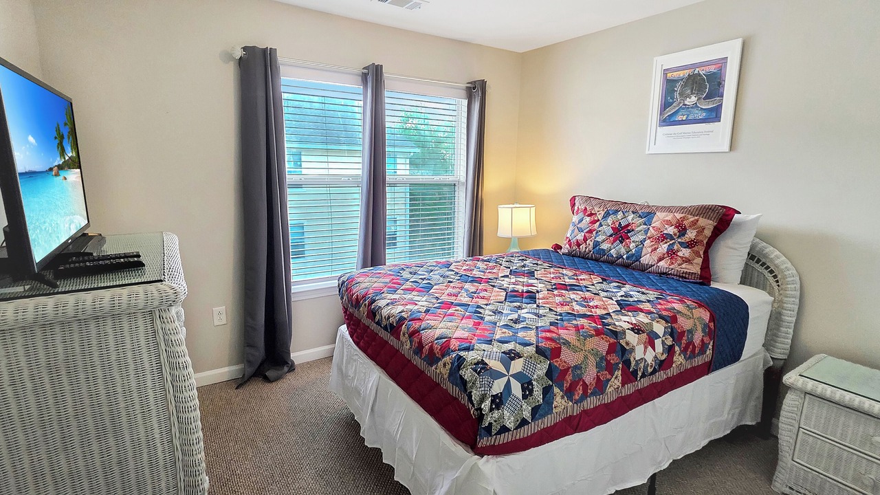 Photo of Bedroom in Gulf Park Estates