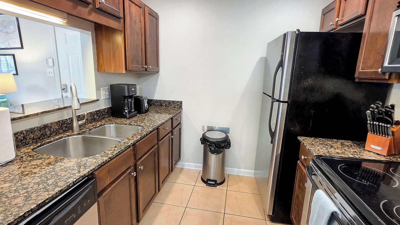 Photo of Kitchen in Gulf Park Estates