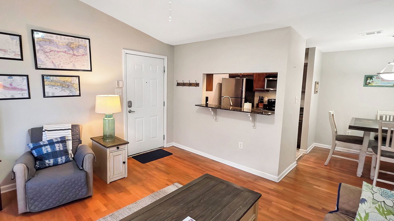 Photo of Livingroom in Gulf Park Estates