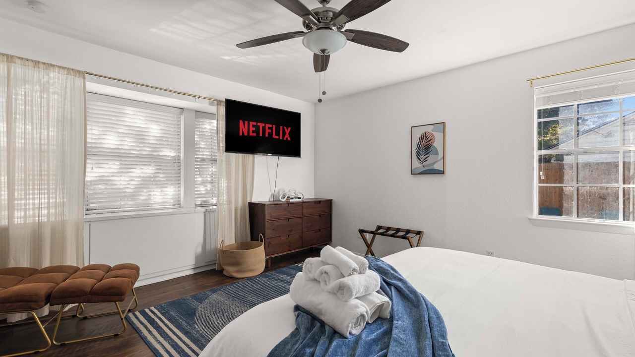 Photo of Bedroom in Oak Cliff
