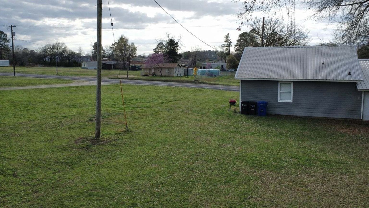 Photo of Outdoor in Linden