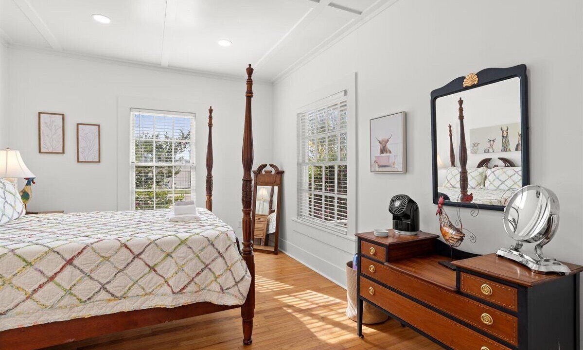 Photo of Bedroom in Laurel