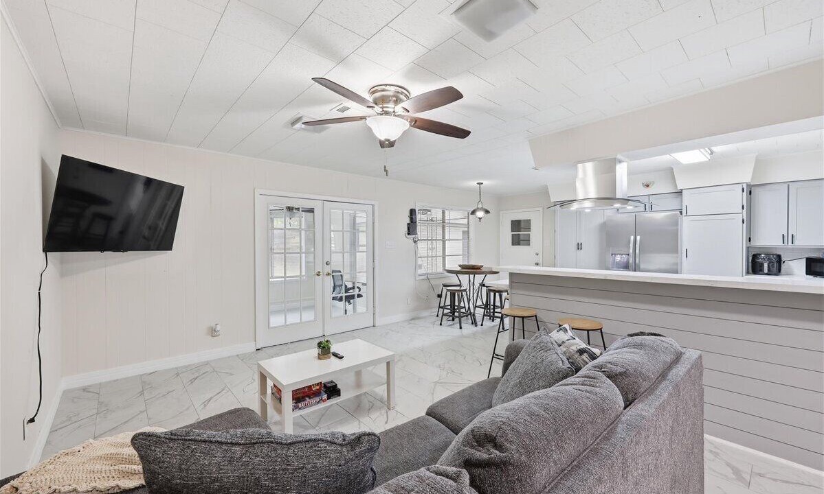Photo of Livingroom in Groves