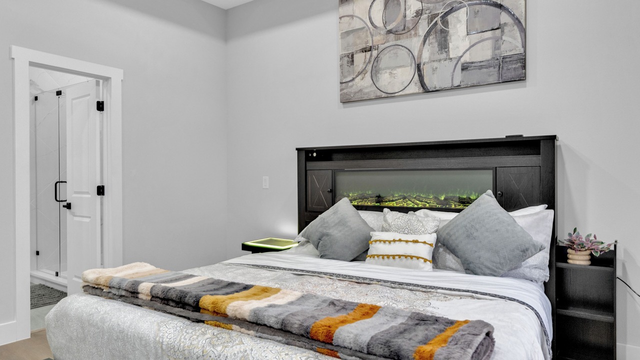 Photo of Bedroom in Grand Prairie
