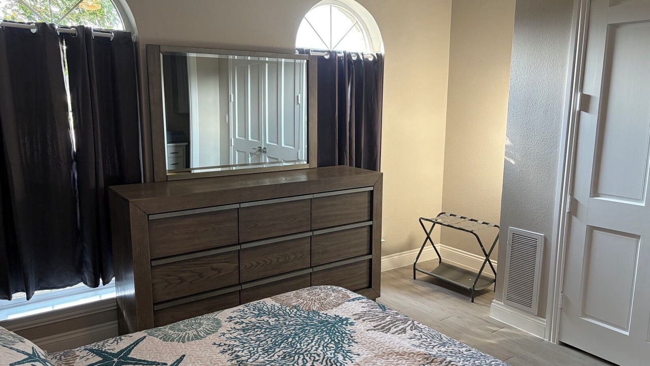 Photo of Bedroom in Eureka