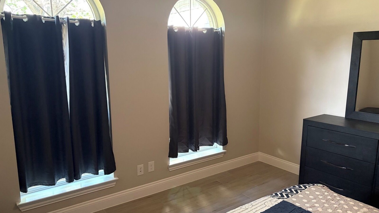 Photo of Bedroom in Eureka
