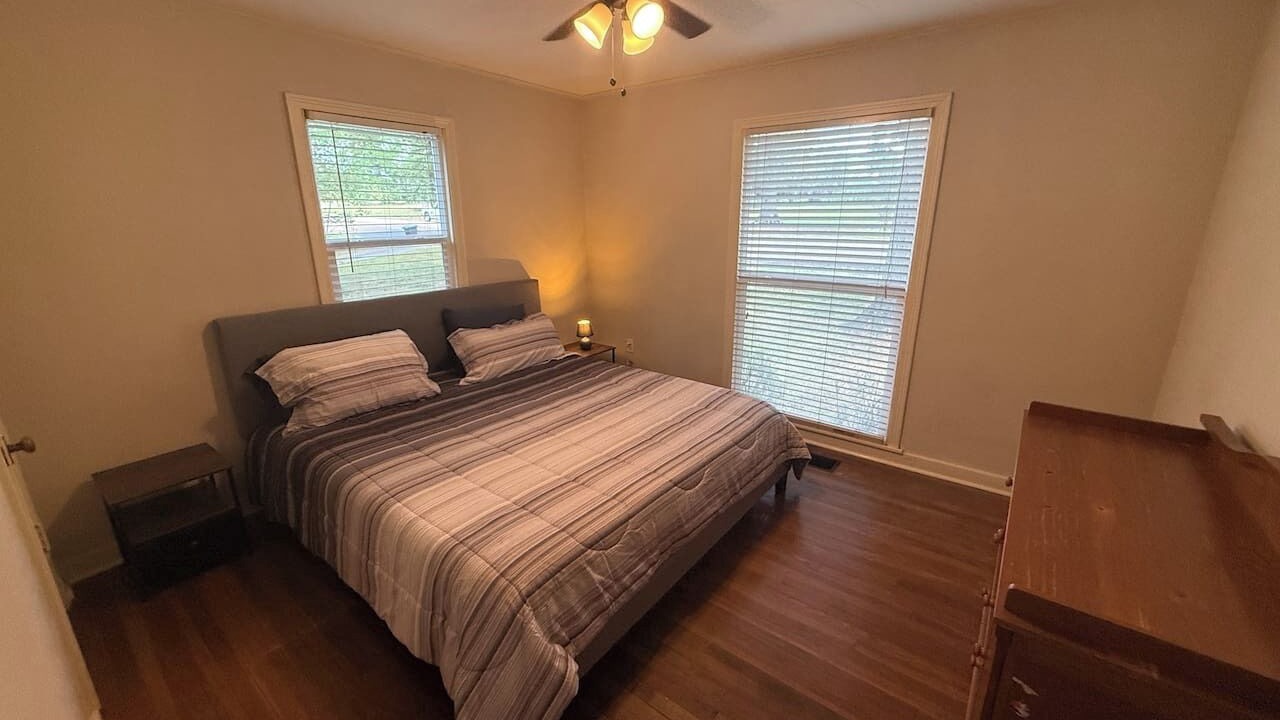 Photo of Bedroom in Fondren