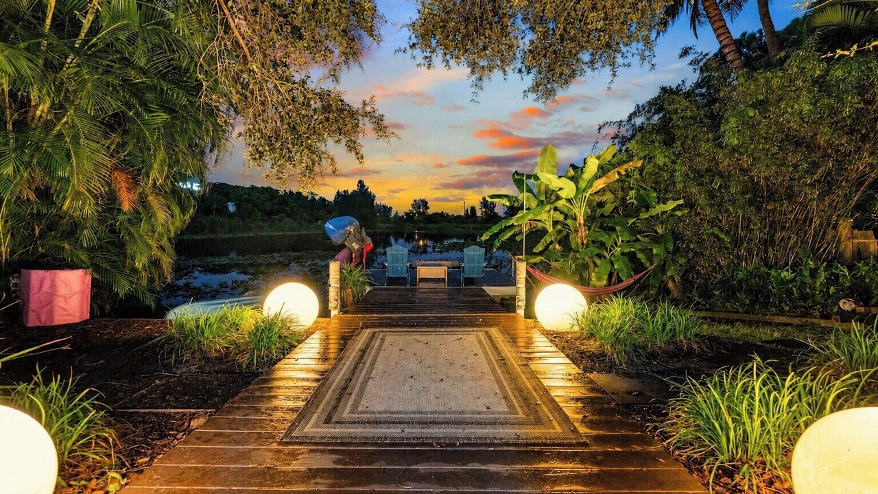 Photo of Outdoor in Cloud Lake