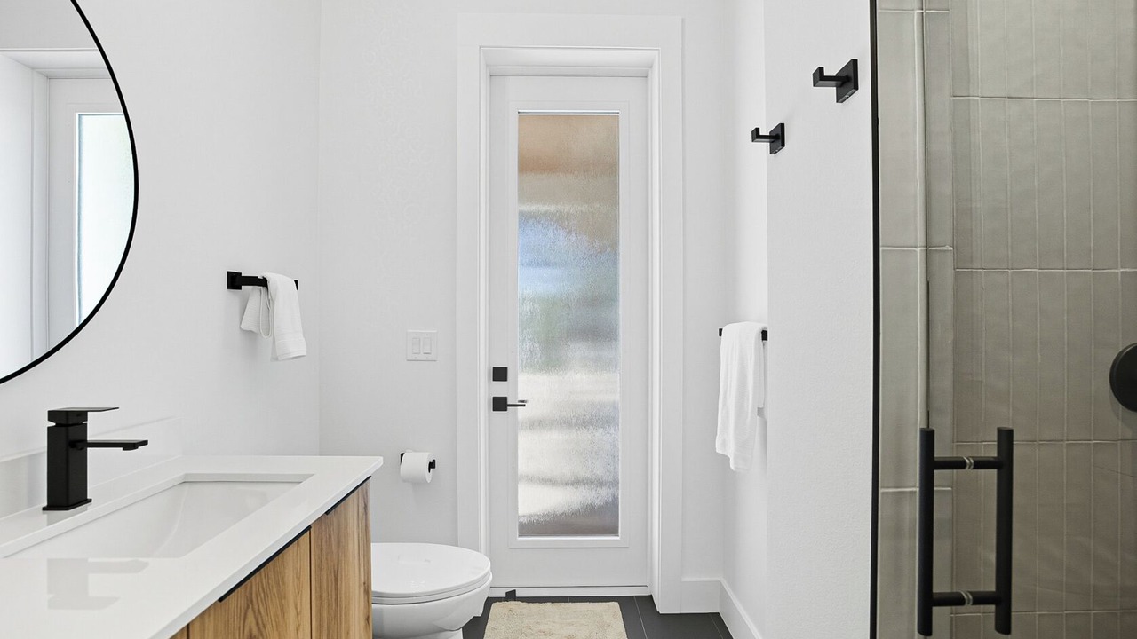 Photo of Bathroom in Pine Valley