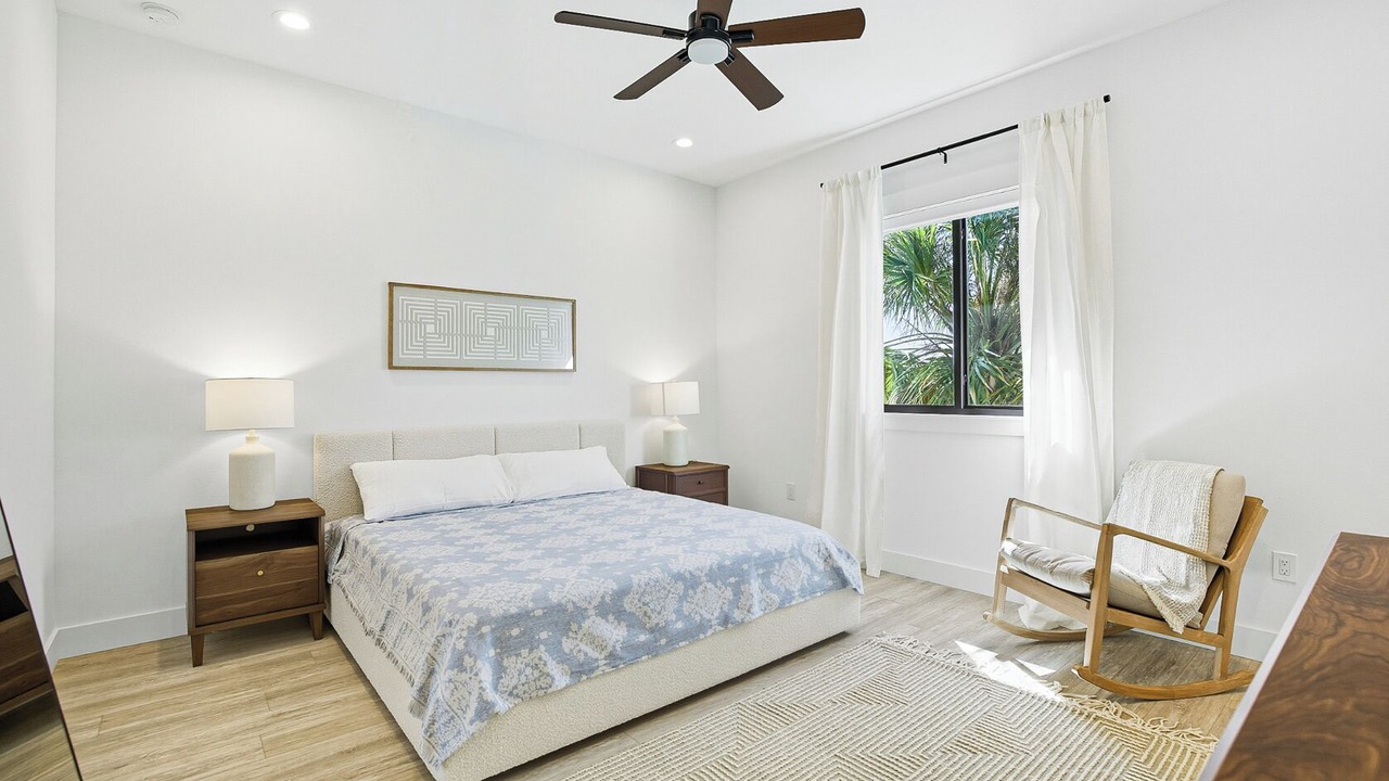 Photo of Bedroom in Pine Valley