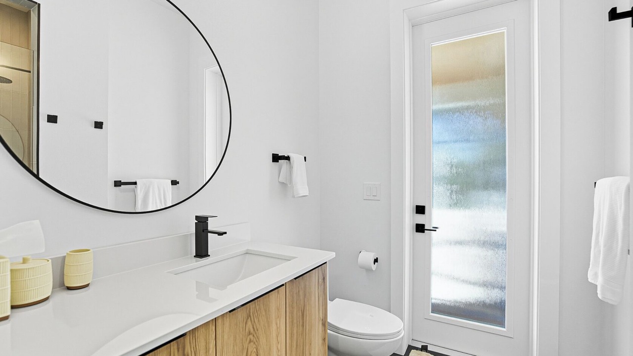 Photo of Bathroom in Pine Valley