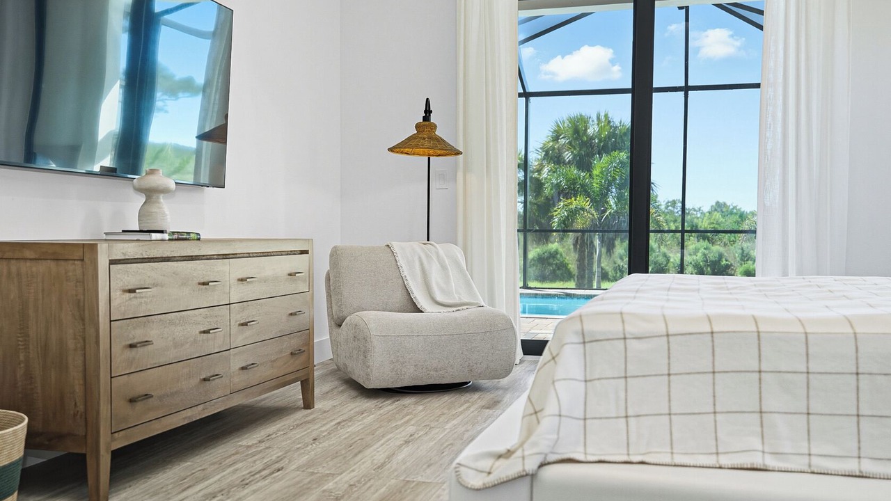 Photo of Bedroom in Pine Valley