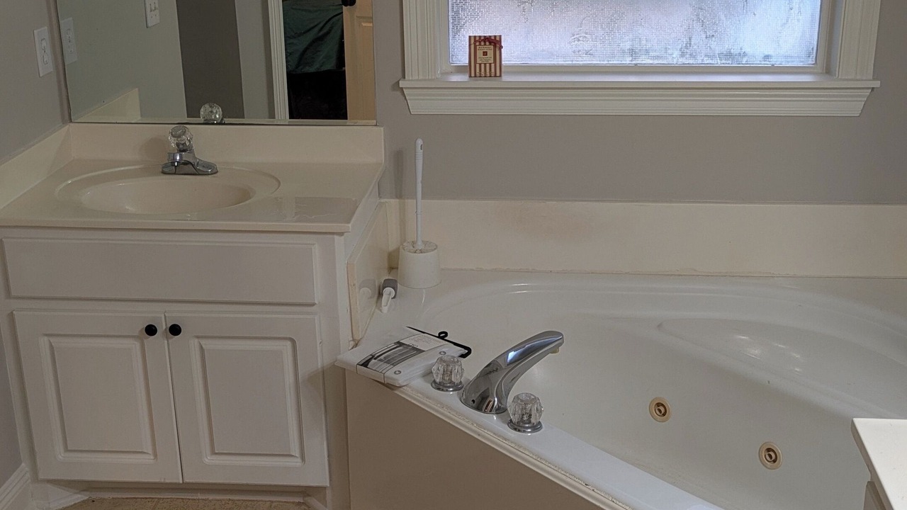 Photo of Bathroom in Tougaloo
