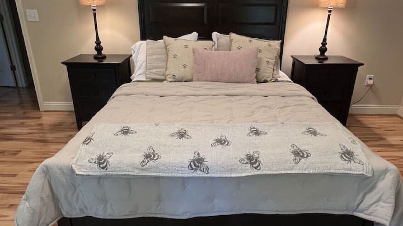 Photo of Bedroom in Ono Island