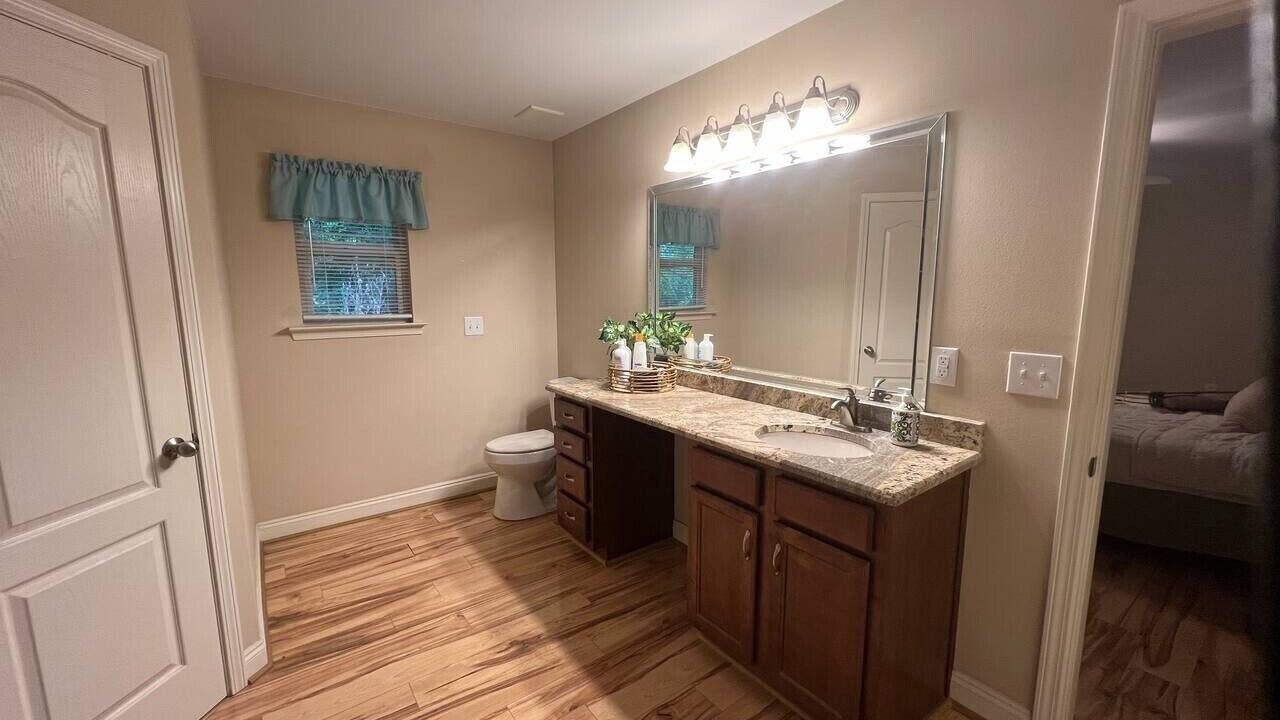 Photo of Bathroom in Ono Island