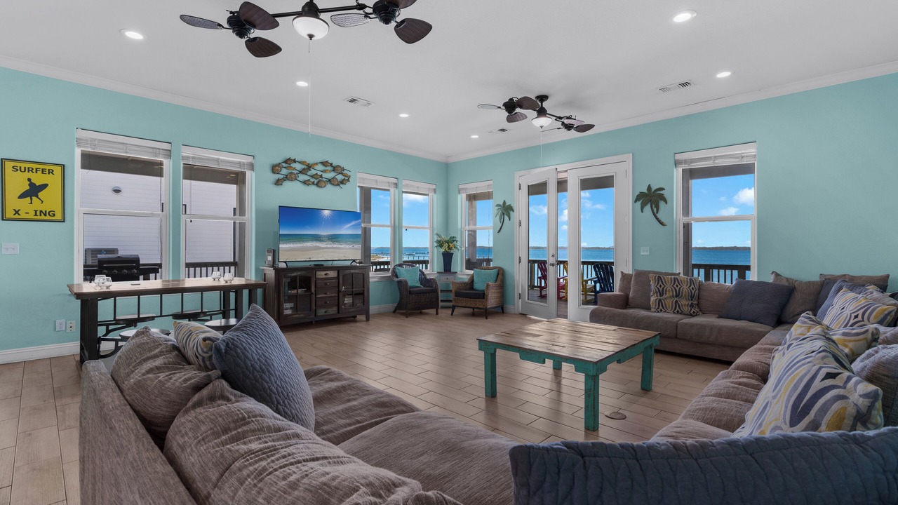 Photo of Livingroom in Pensacola Beach