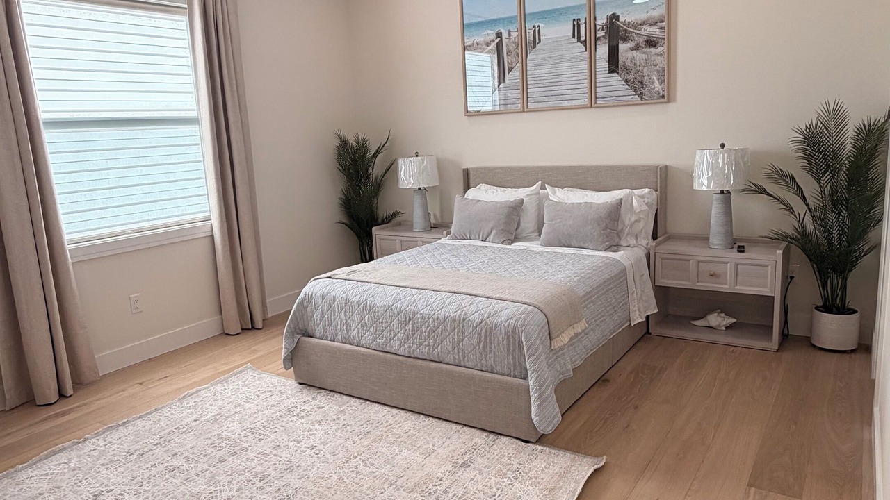 Photo of Bedroom in Pine Valley