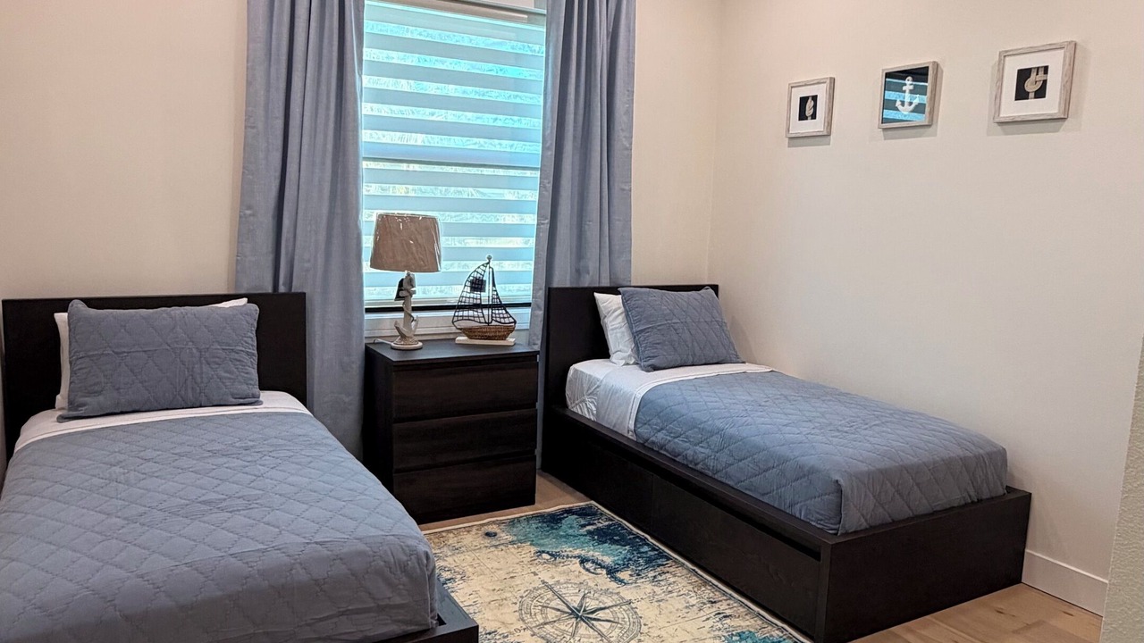 Photo of Bedroom in Pine Valley