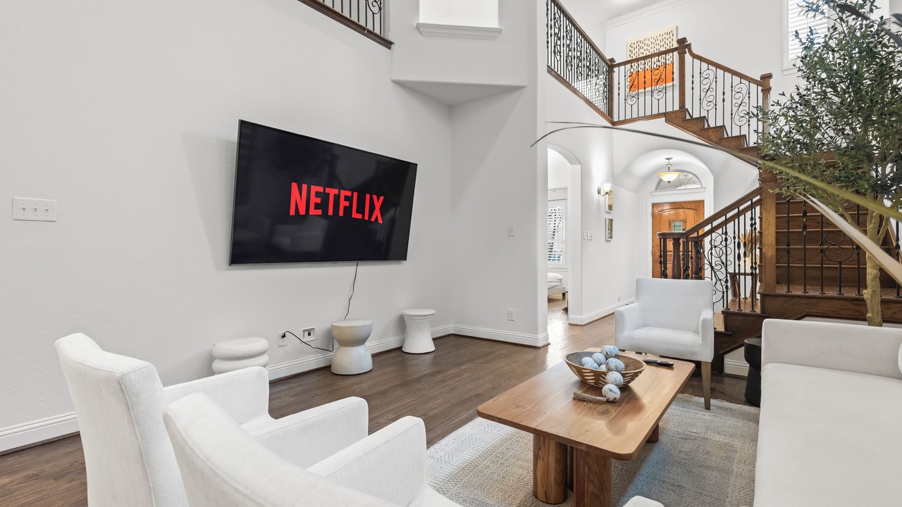 Photo of Livingroom in Las Colinas