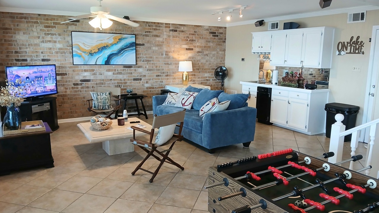 Photo of Livingroom in New Roads
