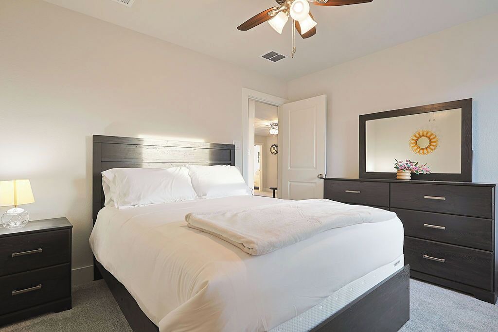 Photo of Bedroom in Garland